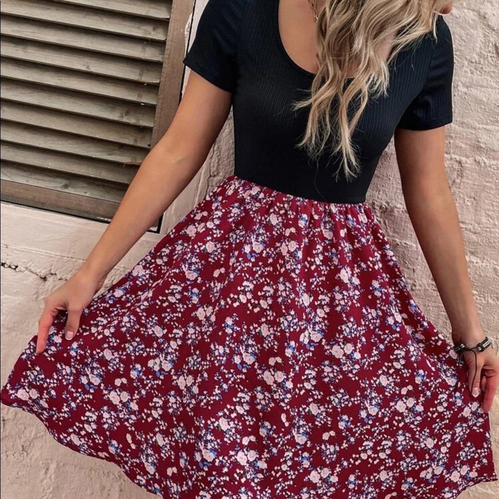 Floral print scoop neck dress